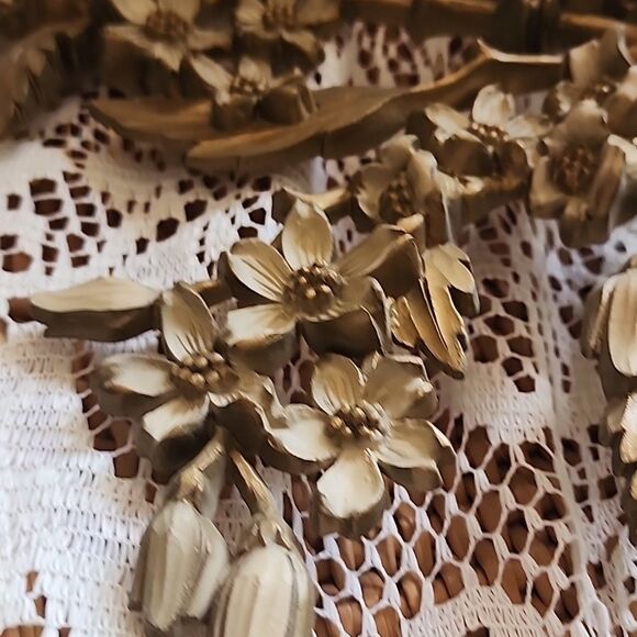 Vintage 1966 MCM Floral Blossom Spray Wall Decor - Picture 8 of 14